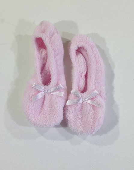 Szőrmés szobacipő