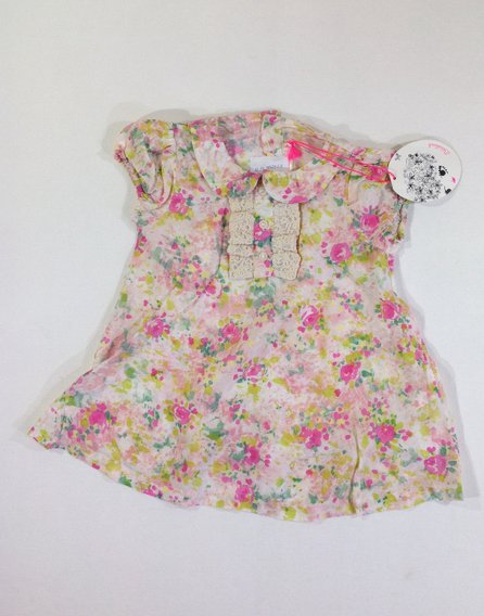 Könnyű nyári baba kisruha
