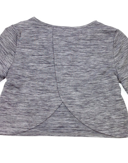 Nyomott feliratos sportos lány felső