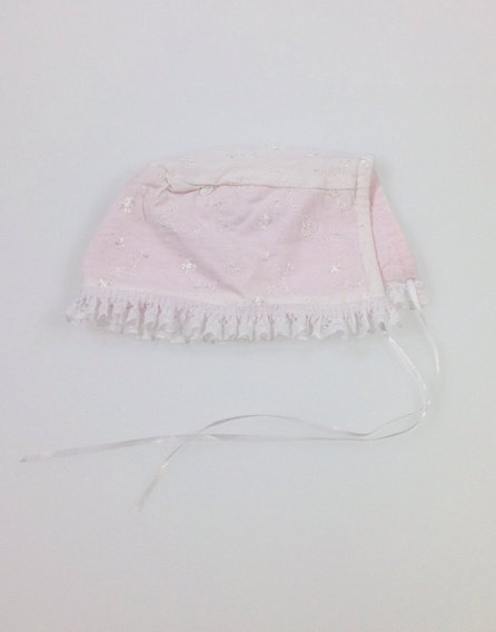 Virágmintás kislány sapka