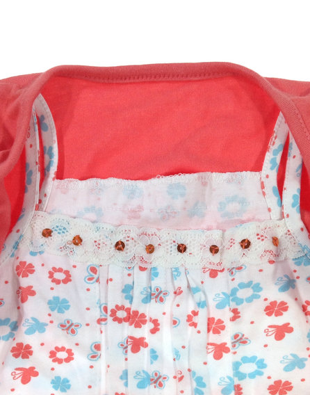 St. Bernard kislány atléta rávarrt boleróval