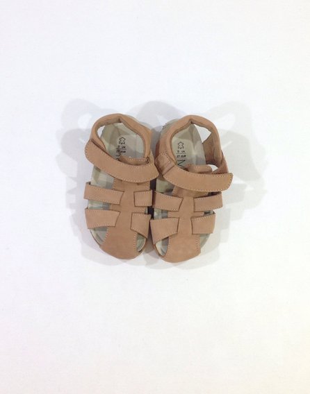 Marks&Spencer barna szandál