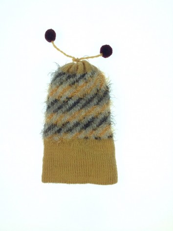 Színes mintás kötött sapka