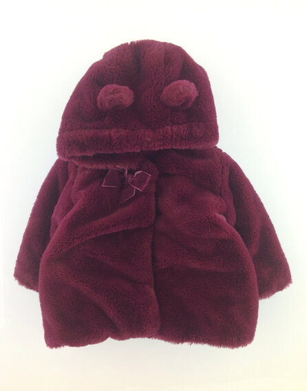 George kislány bordó szőrmés kabát