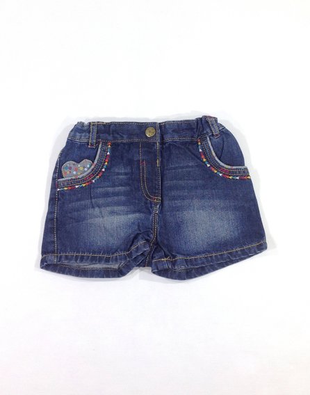 George kislány rövidnadrág