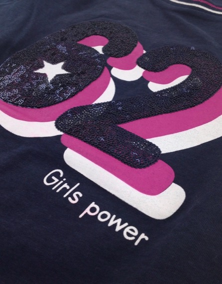 IDEXE számmintás sötétkék felső