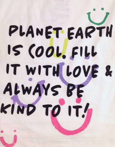 George feliratos törtfehér pulóver