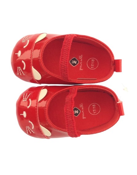 Z Generation cicamintás piros babacipő