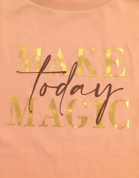 George feliratos púderrózsaszín póló